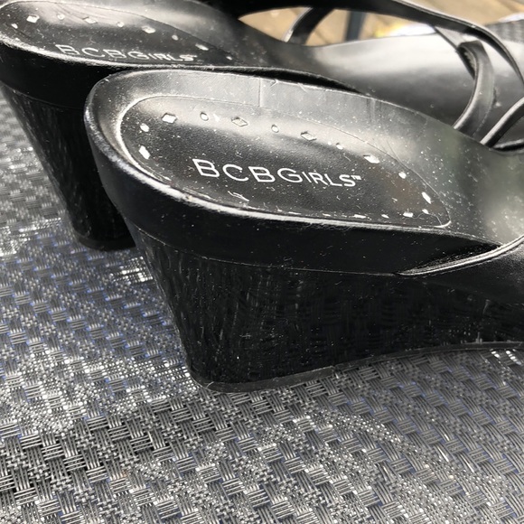 BCBGIRLS wedges - Picture 3 of 3